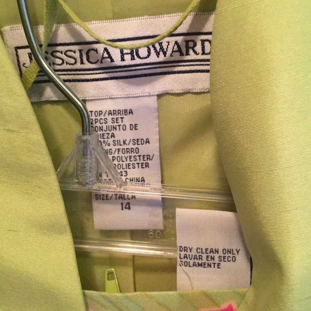 Jessica Howard 2 piece Silk Pantsuit - Picture 7 of 8